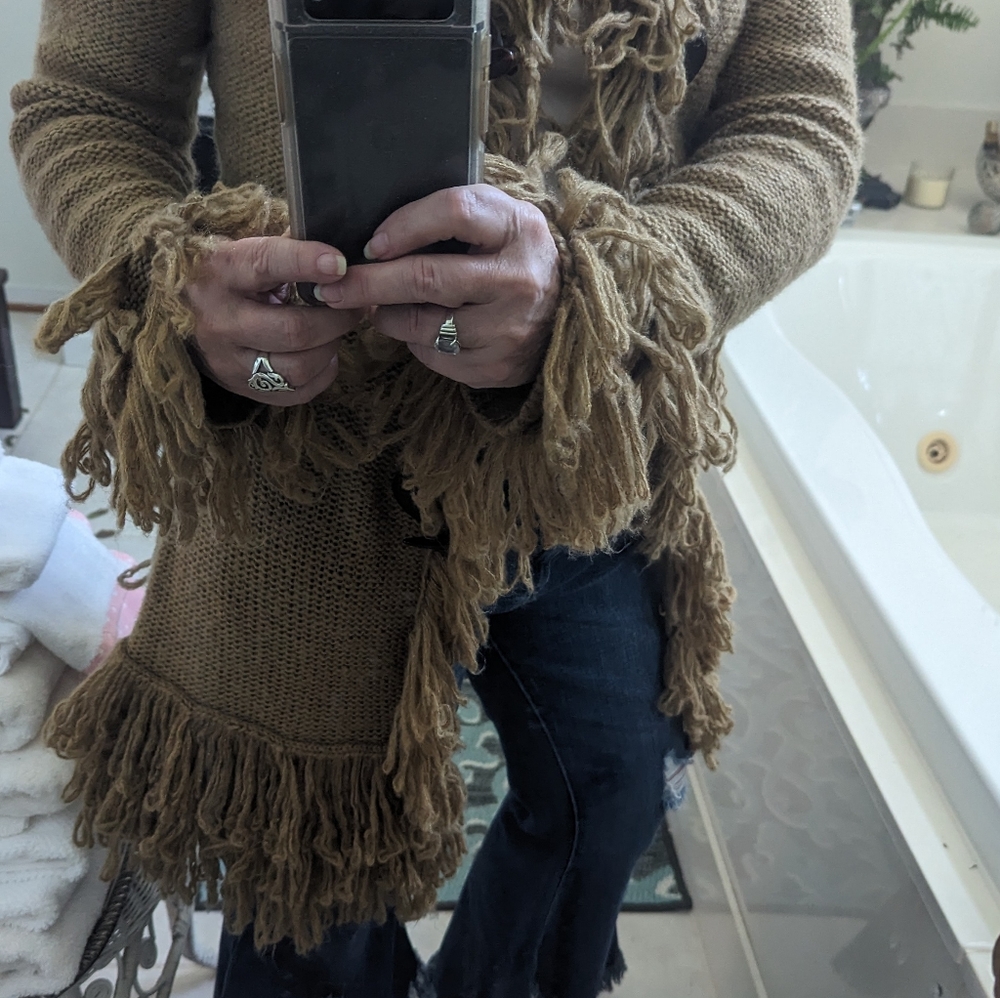 60's 70's vibe Boho fringe hooded longline sweater - Picture 8 of 8